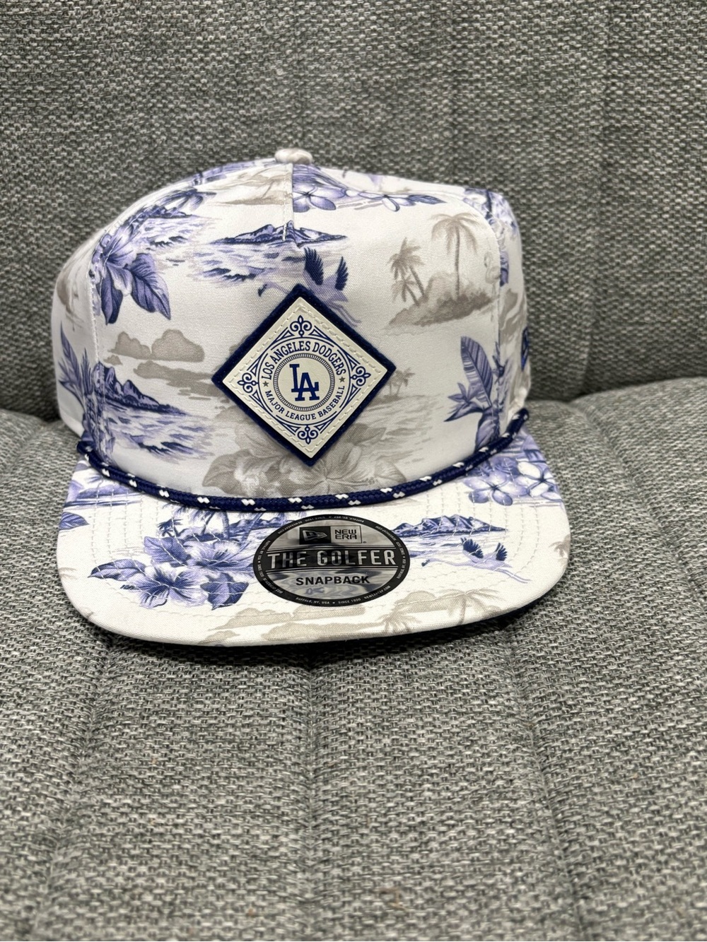 New Era Los Angeles Dodgers White and Blue Floral Snapback Hat